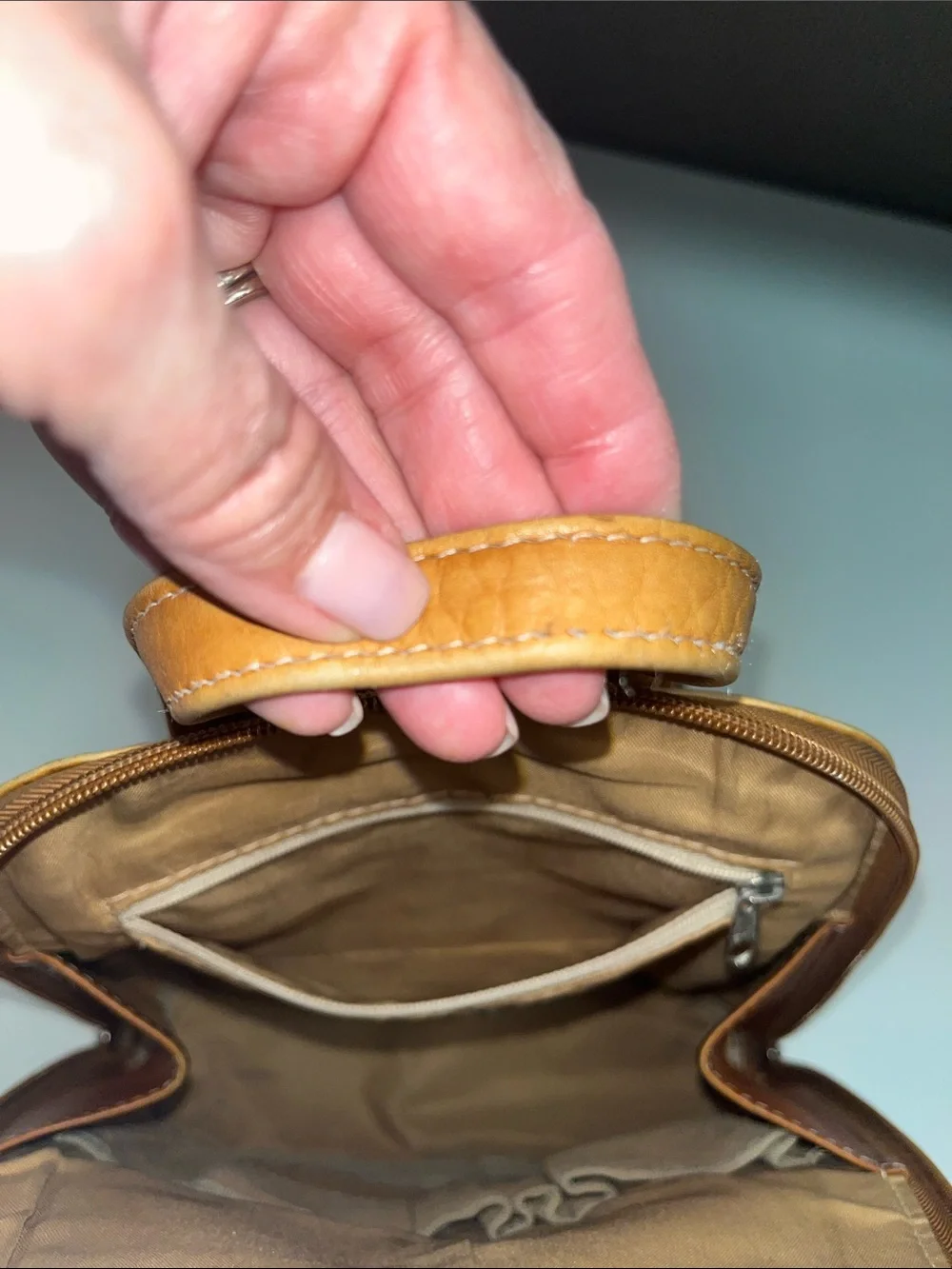 Classic Tan Leather Backpack / Converts Shoulder Bag